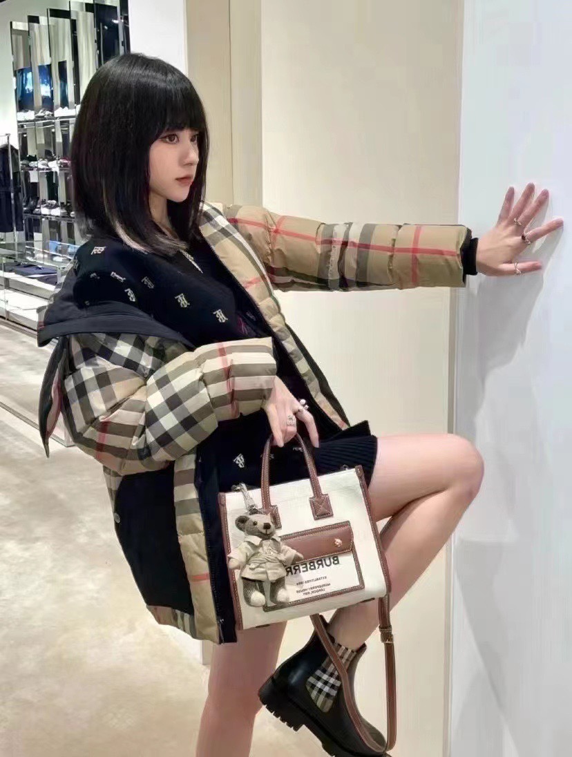 Burberry Shopping Bags